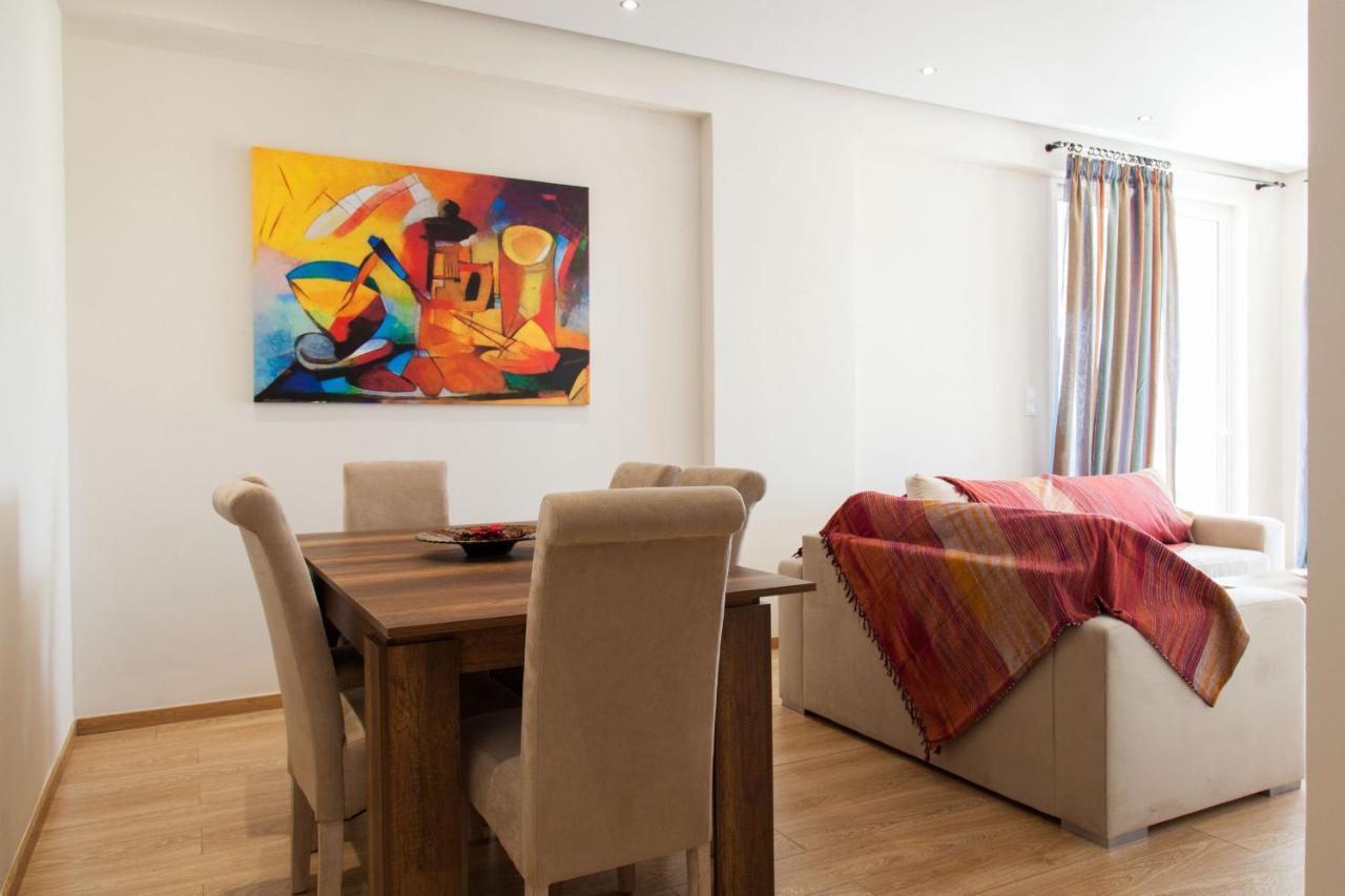 Modern Apt In Glyfada A Breath Away From The Sea - The View Athens Exterior photo