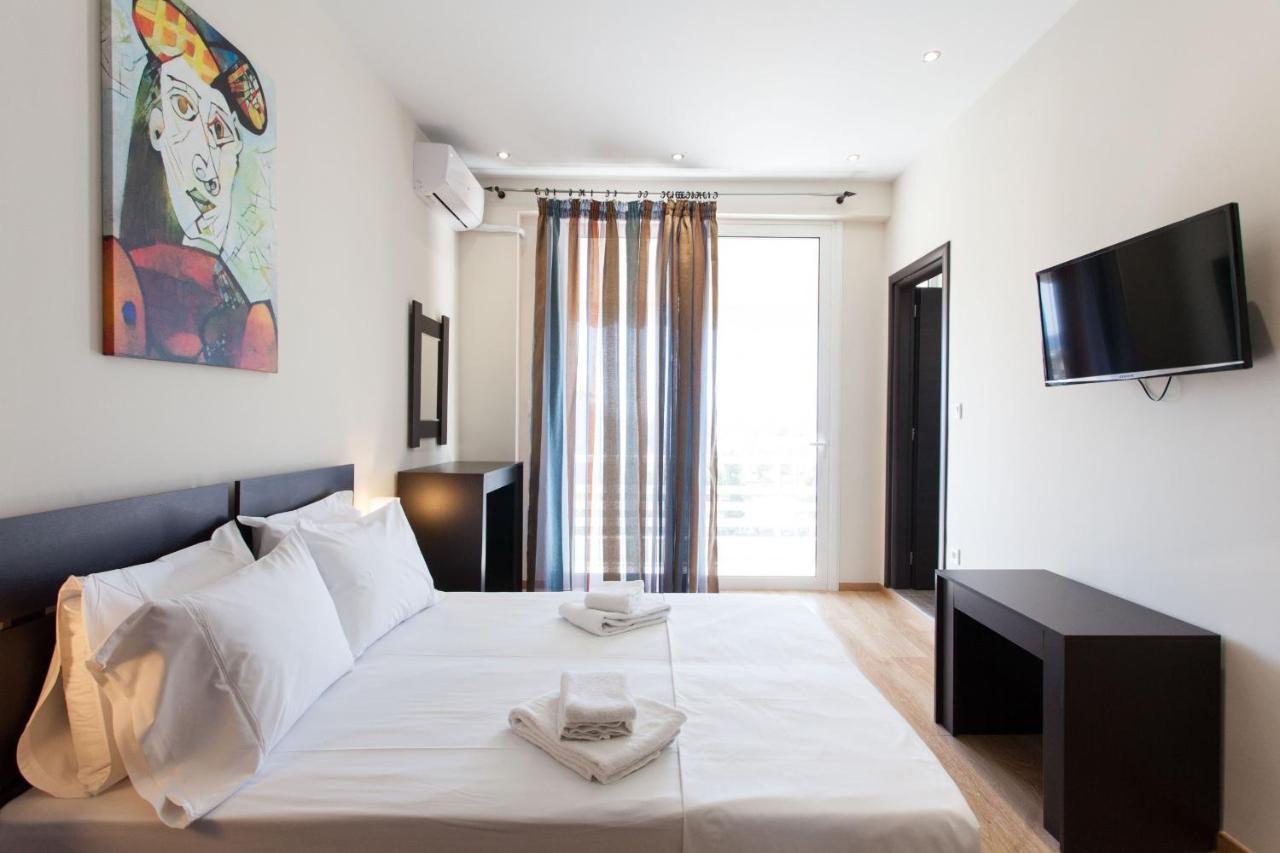 Modern Apt In Glyfada A Breath Away From The Sea - The View Athens Exterior photo