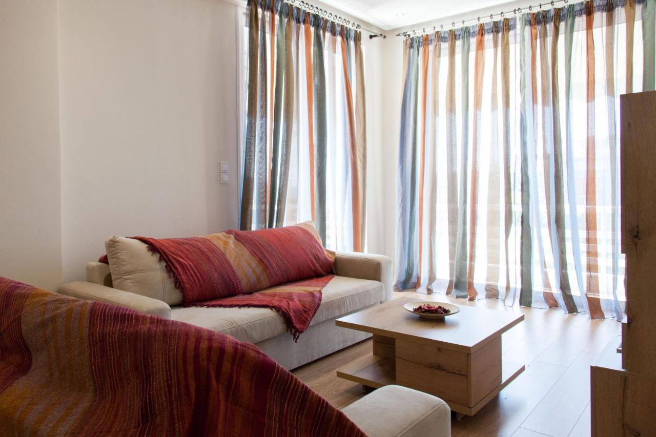 Modern Apt In Glyfada A Breath Away From The Sea - The View Athens Exterior photo