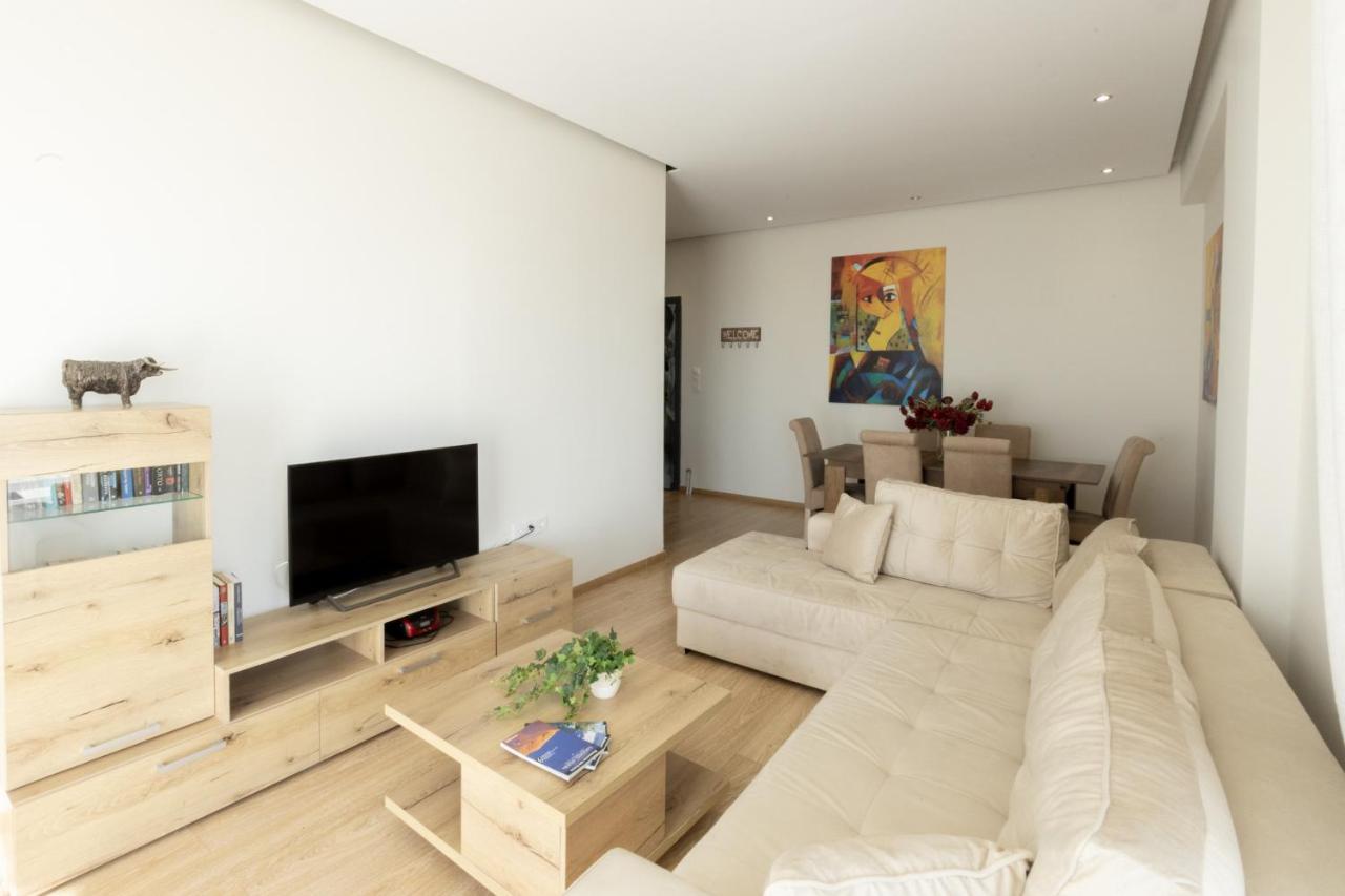 Modern Apt In Glyfada A Breath Away From The Sea - The View Athens Exterior photo